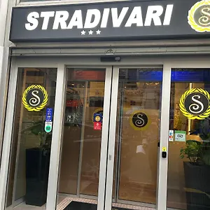 Stradivari Szálloda Milánó
